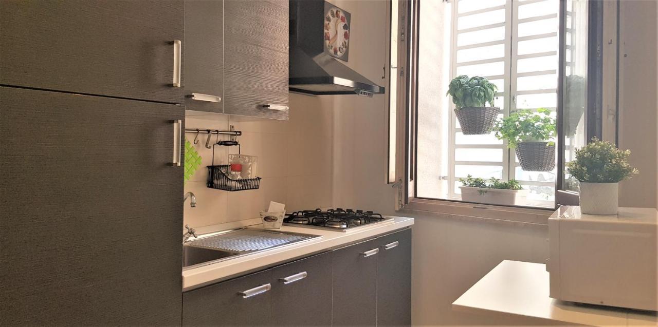 Appartamenti E Camere Silva Trapani Bagian luar foto
