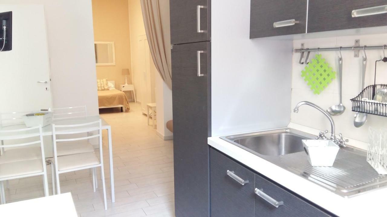 Appartamenti E Camere Silva Trapani Bagian luar foto